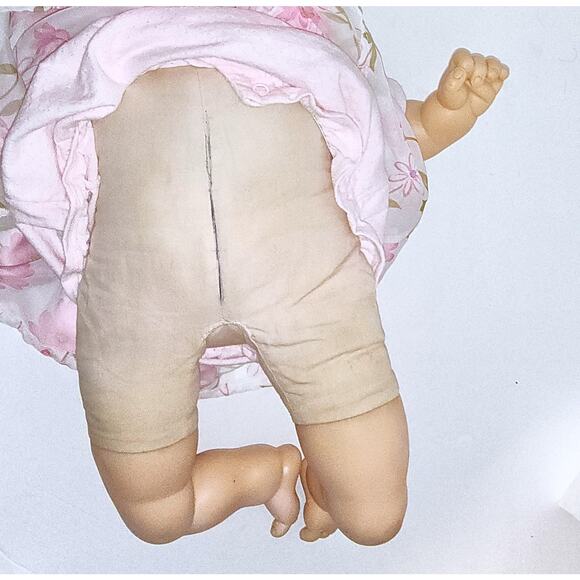 21" 1965 Madame Alexander Cloth Body with Vinyl Head and Limbs Baby Doll - Picture 9 of 12